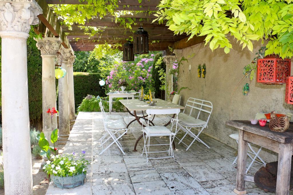Domaine Du Moulin Hotel Saint-Laurent-des-Arbres Exterior foto